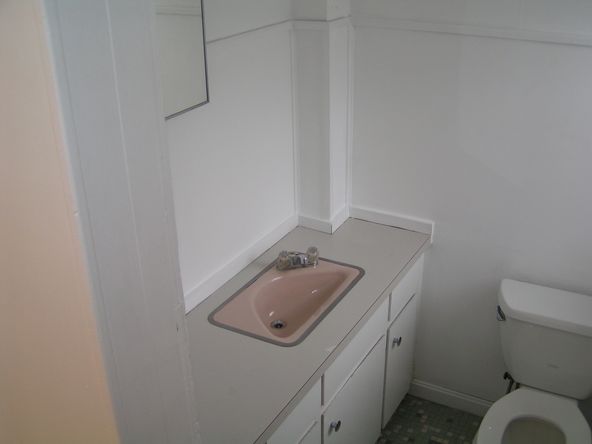 18 Cottage St, Franklin, MA 02038